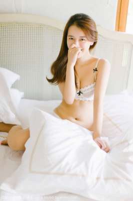 陈芊瑜_sherry - 小虎牙老师写真套图