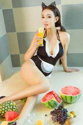 女中学生羞耻的更衣室47