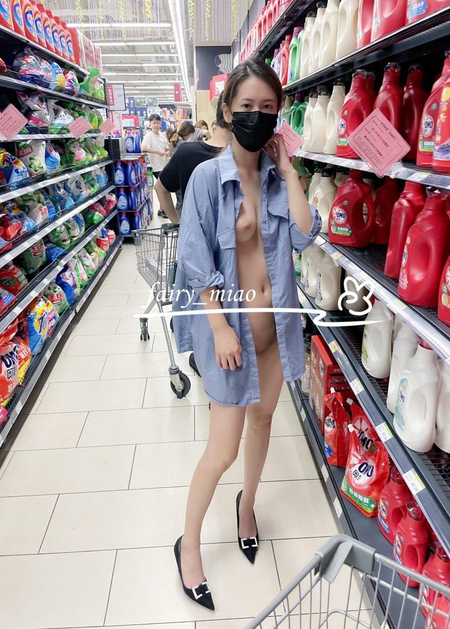 融酥年纪好邵华， 春盎双峰玉有芽