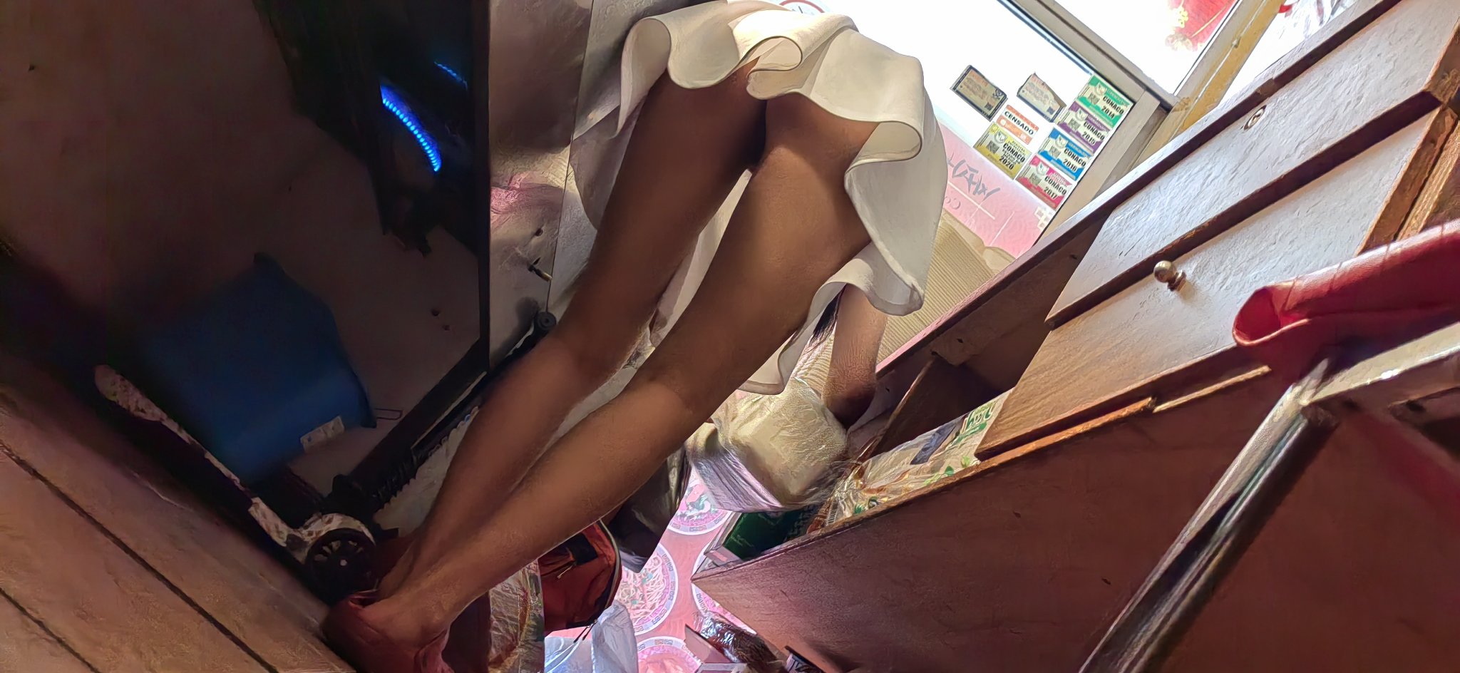 今天的主题是暴露狂野