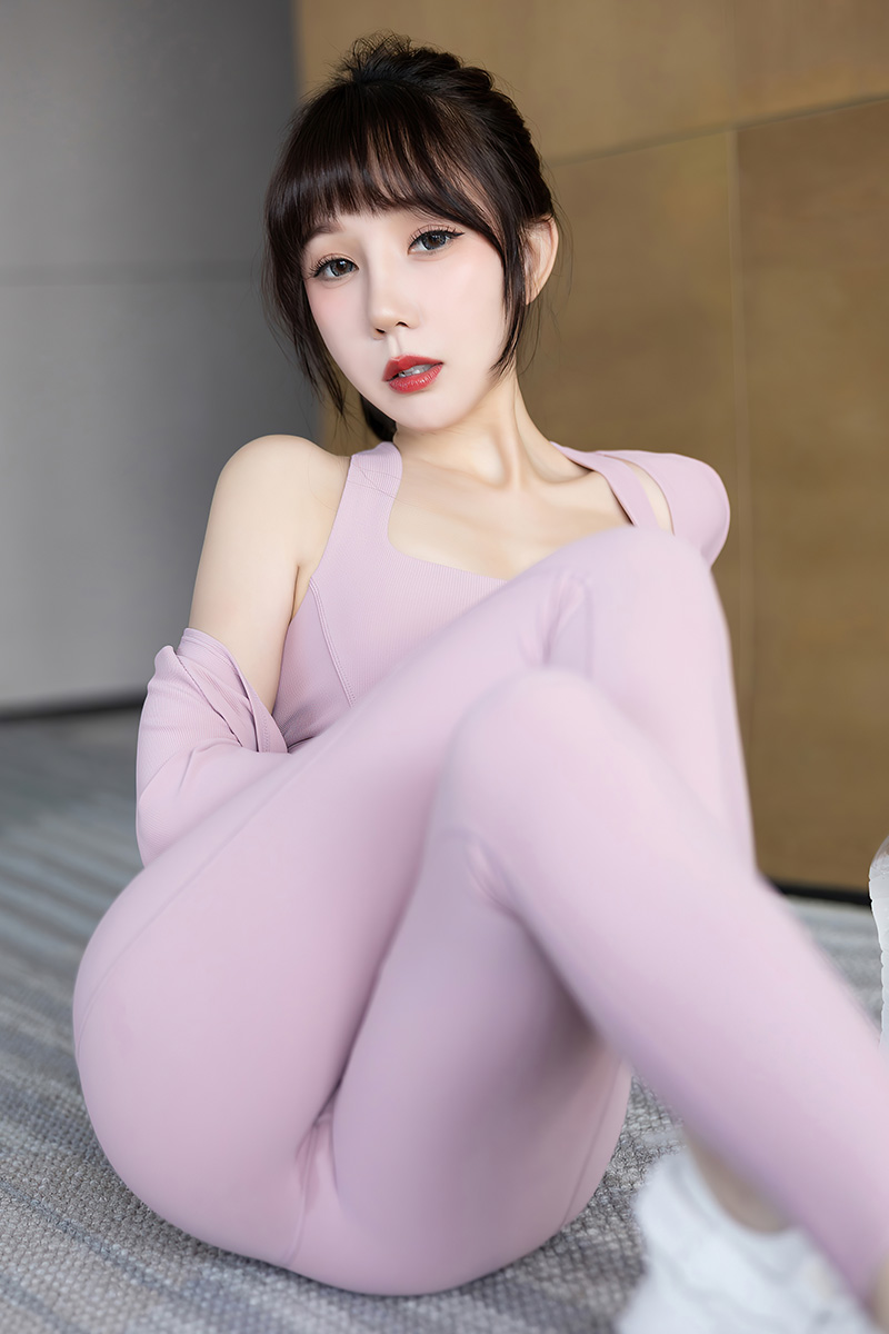 曼妙身姿十分养眼