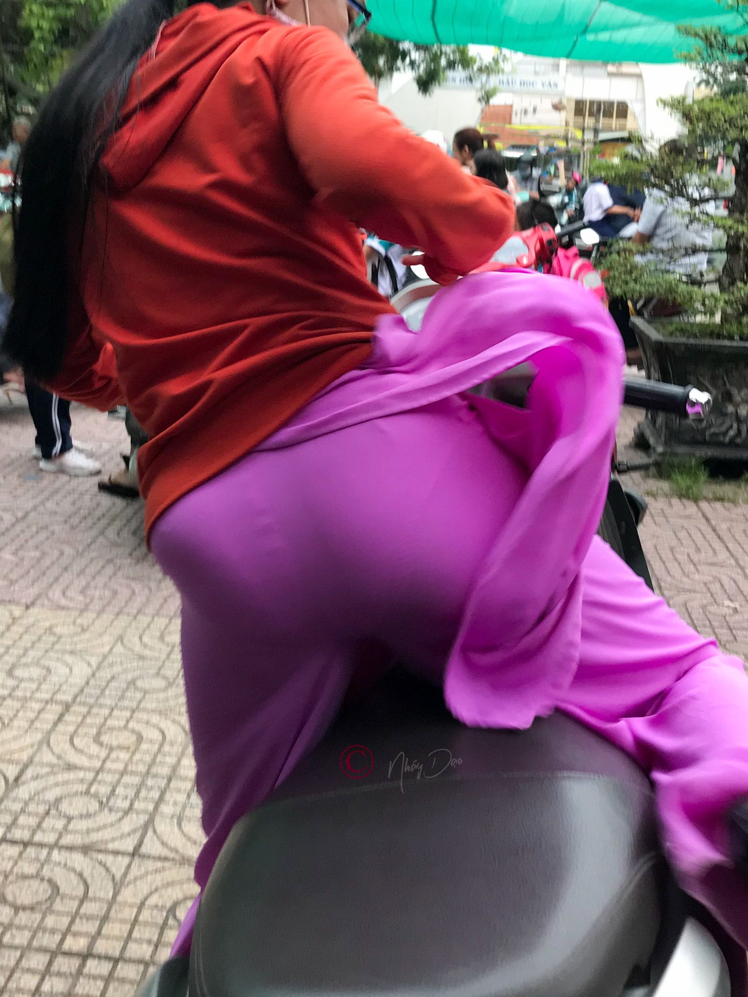 我竟无耻的硬了