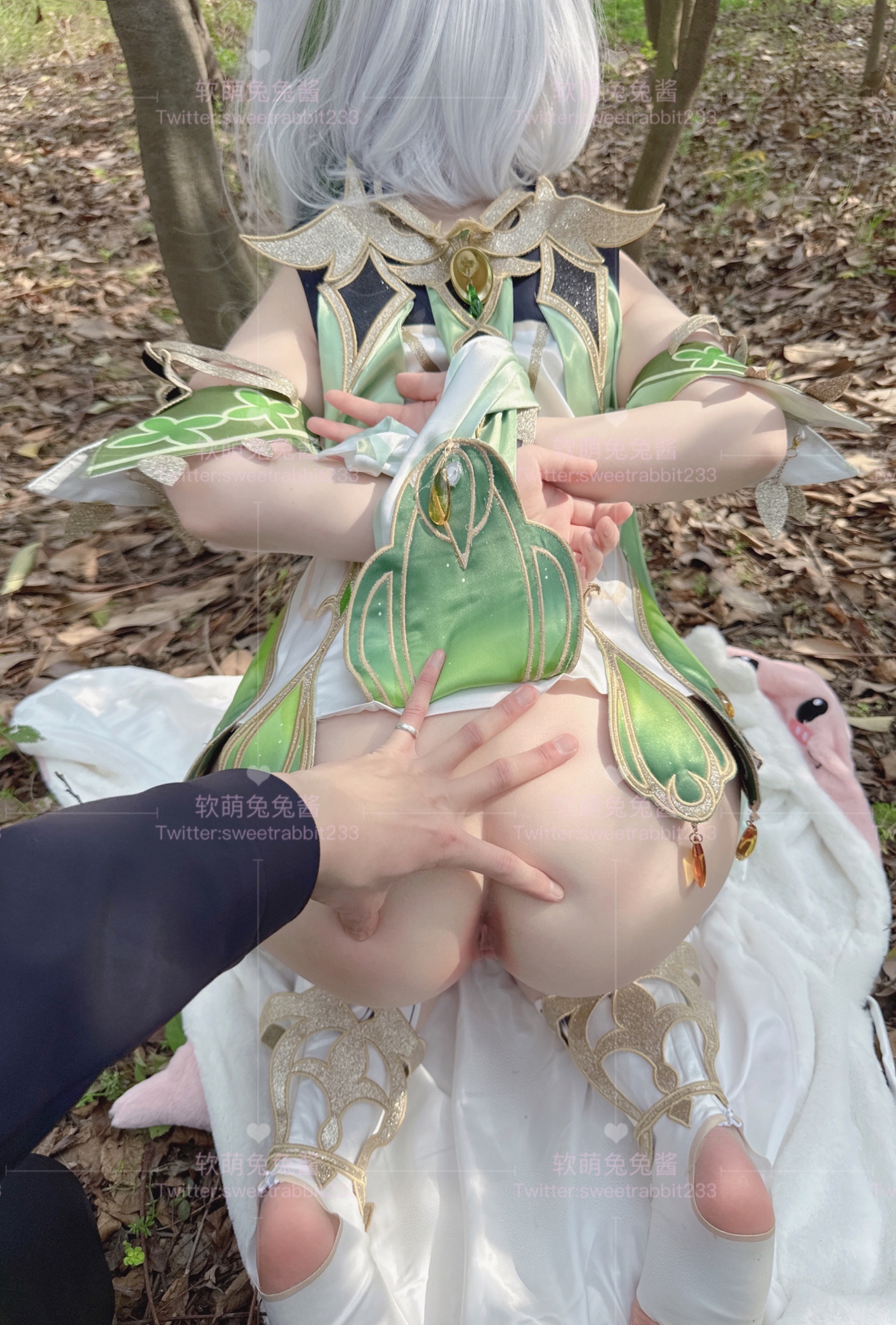 软萌兔兔–纳西妲