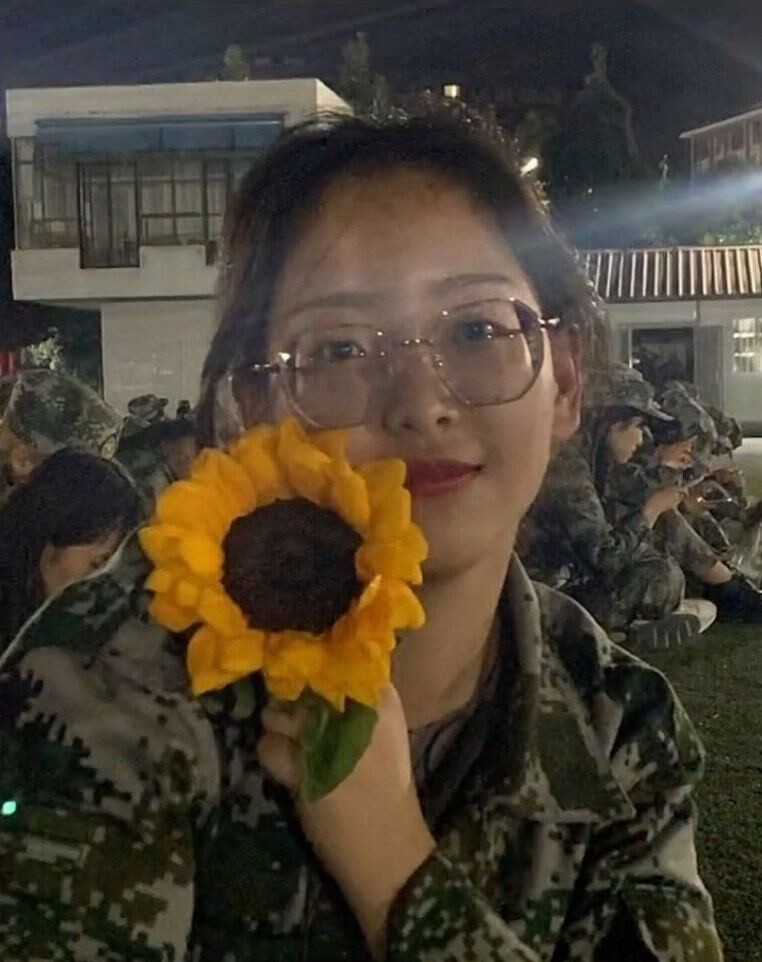 此生最爱眼镜娘