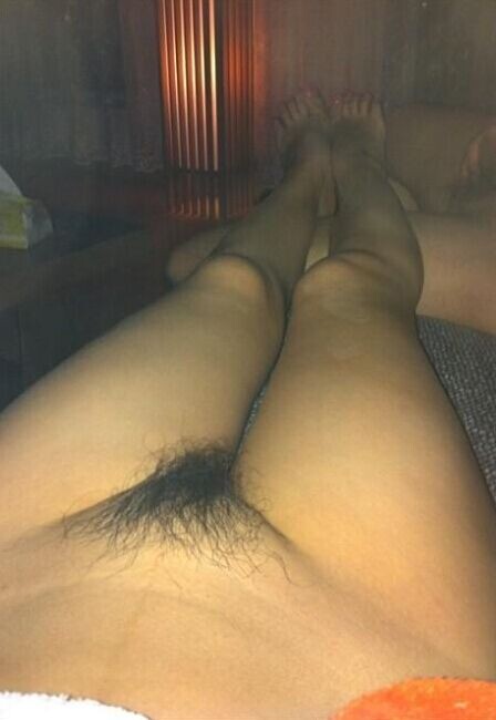 就是看不到那销魂洞，你说气人不？