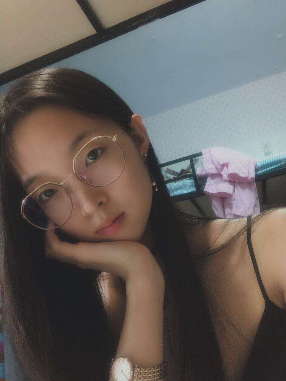 清纯外表的反差女孩第2季