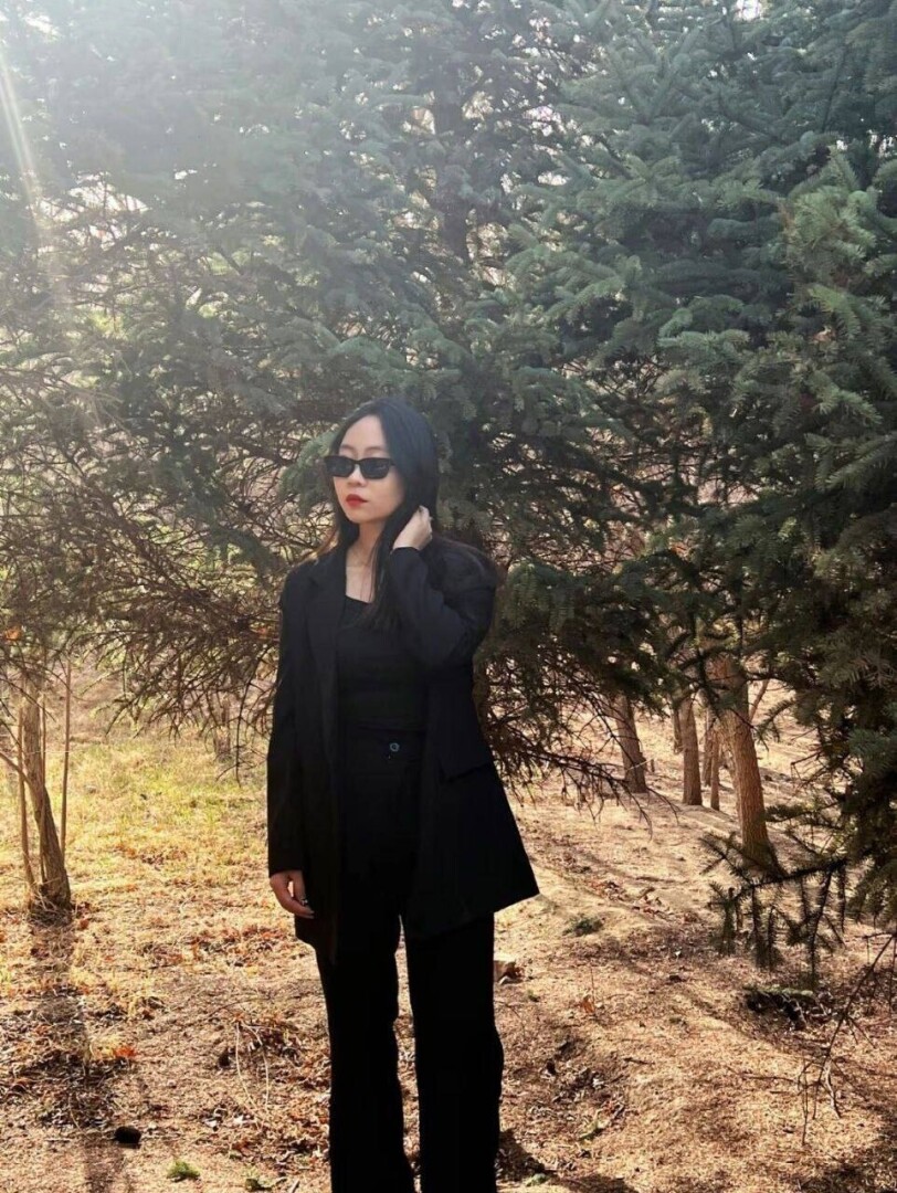 [清纯VS反差001] 人后母狗的样子可真骚[100P]