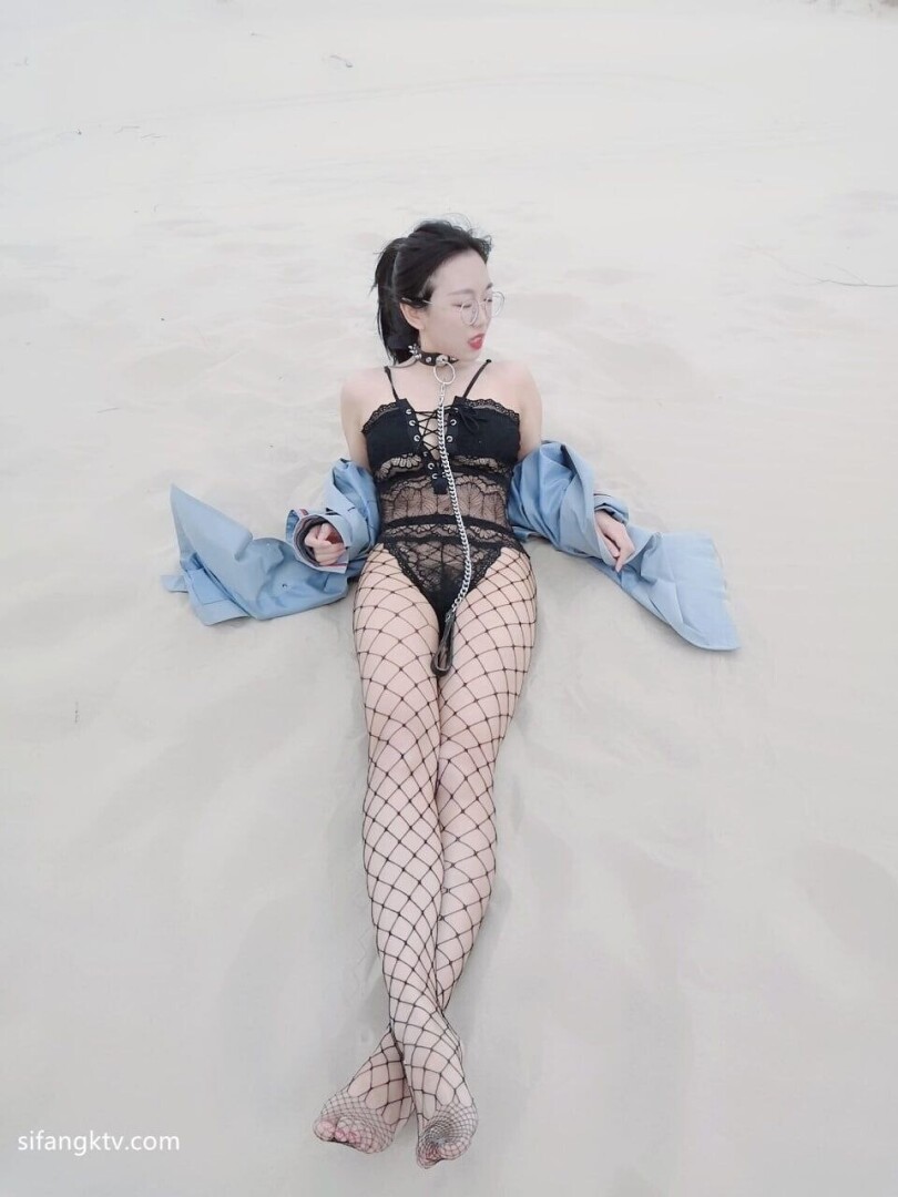 [清纯VS反差001] 人后母狗的样子可真骚[100P]