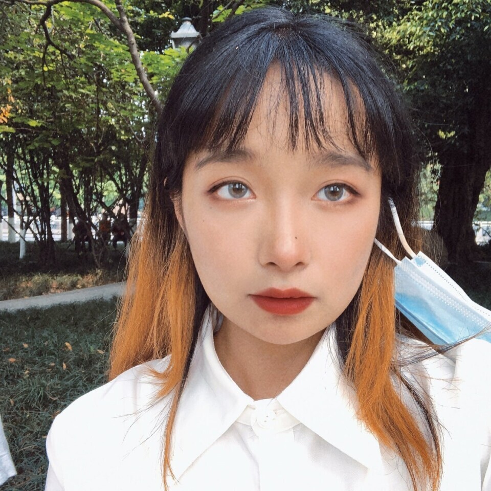 [清纯VS反差001] 人后母狗的样子可真骚[100P]