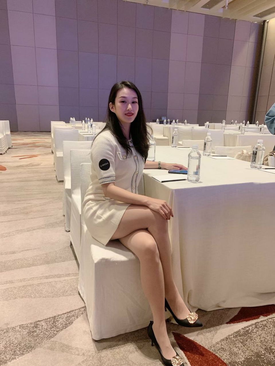 来自熟妇自拍素图第二期[137P]