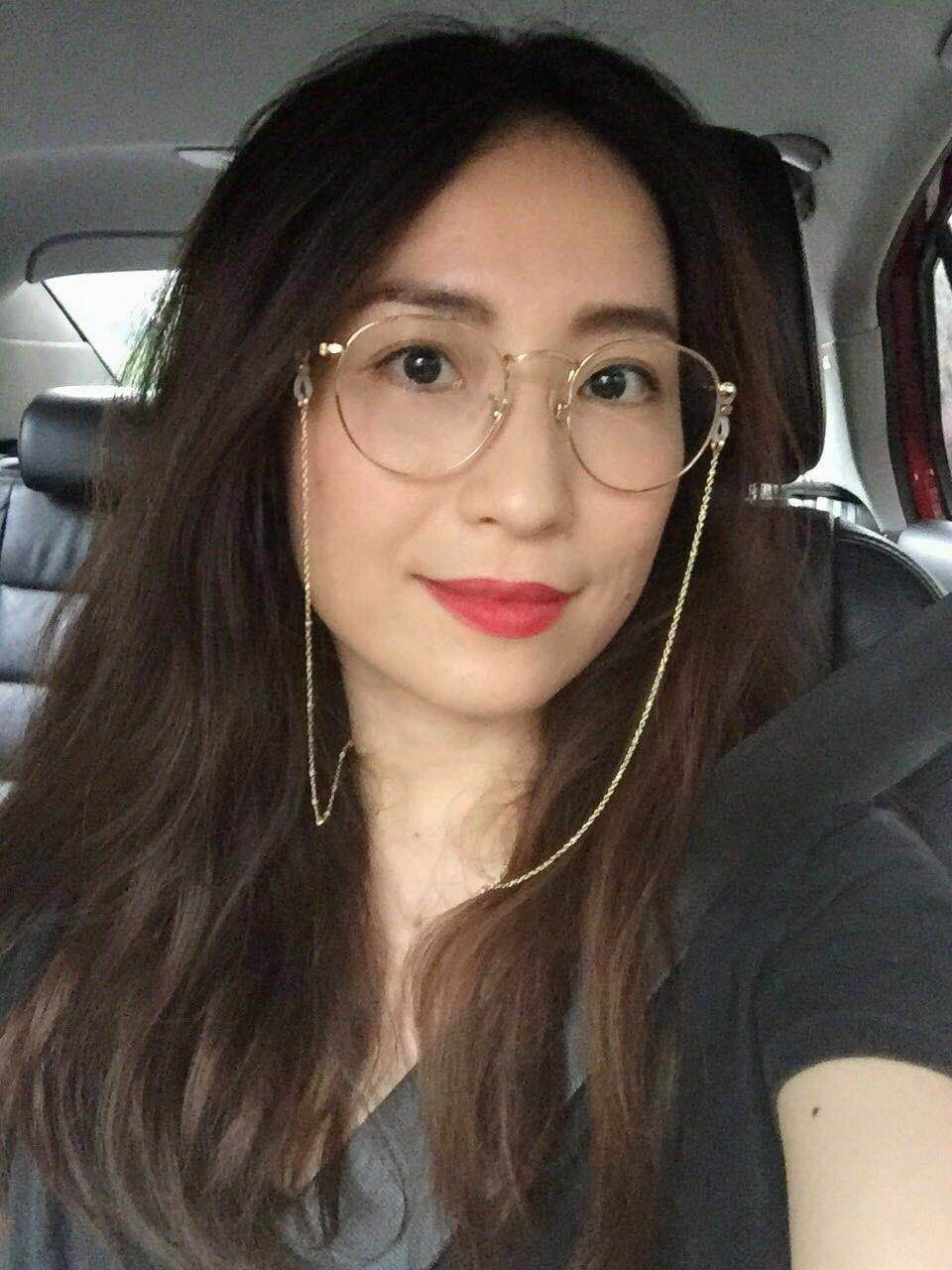 来自熟妇自拍素图第二期[137P]