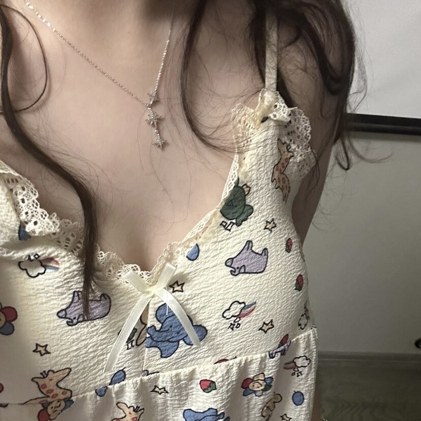 分享推上性感诱惑的美女[100P]