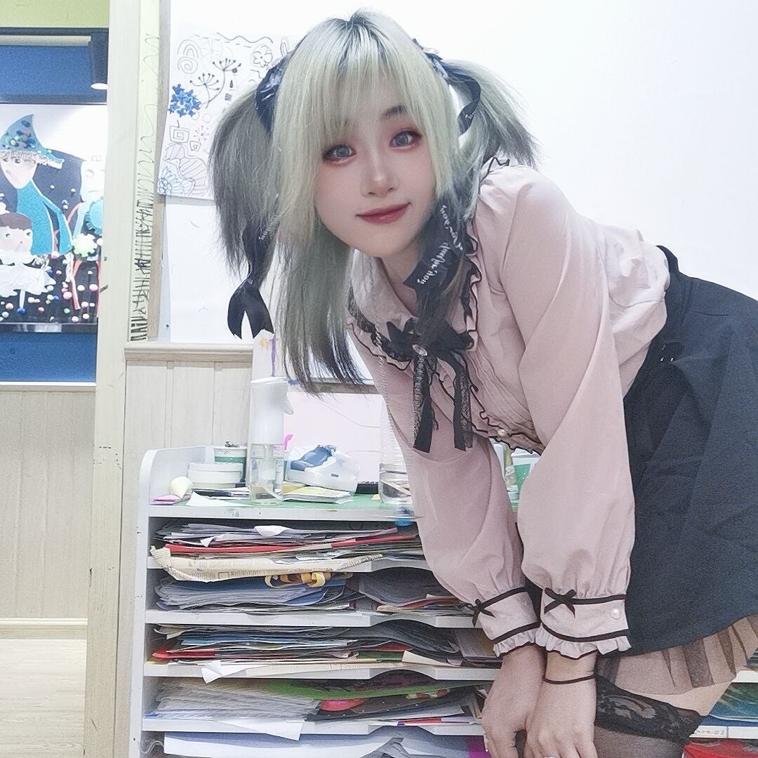 露脸反差之虽丑但跪在真实