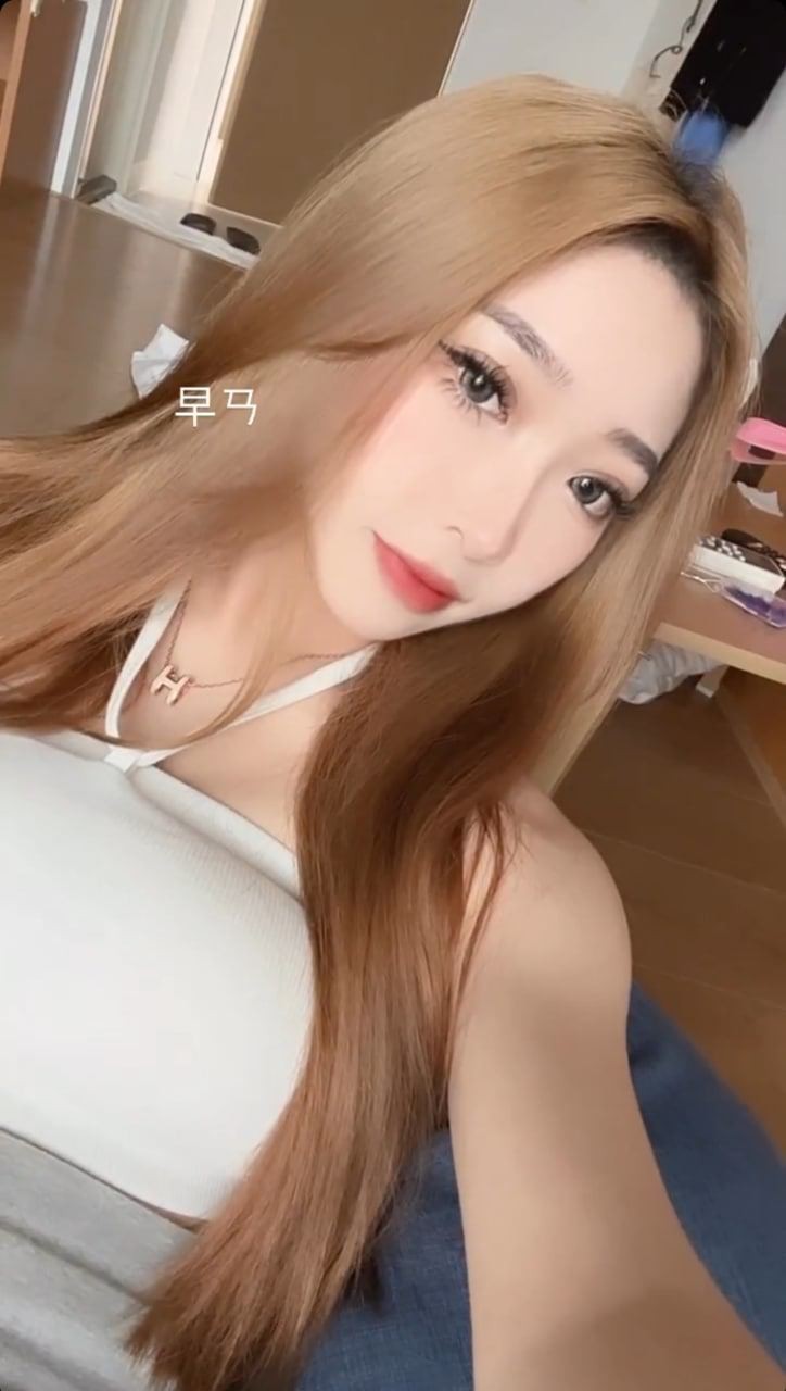 露脸反差之虽丑但跪在真实