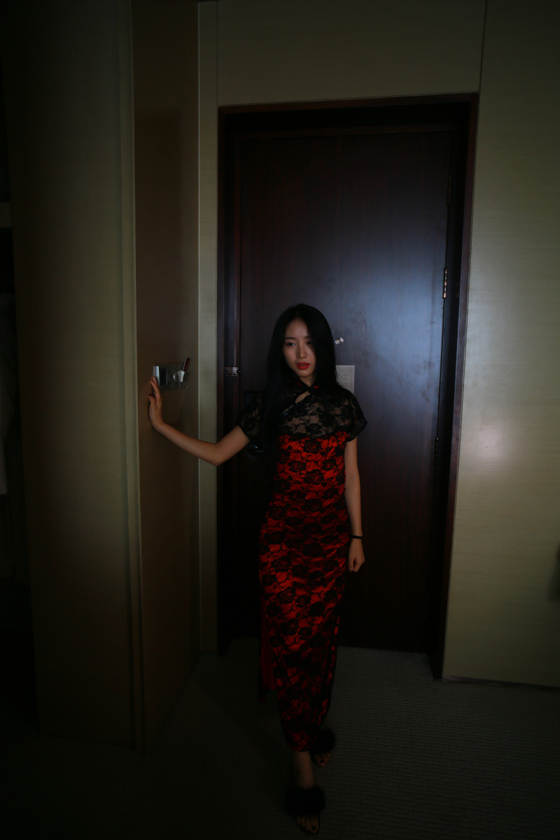 旗袍妹子身材太舒服了