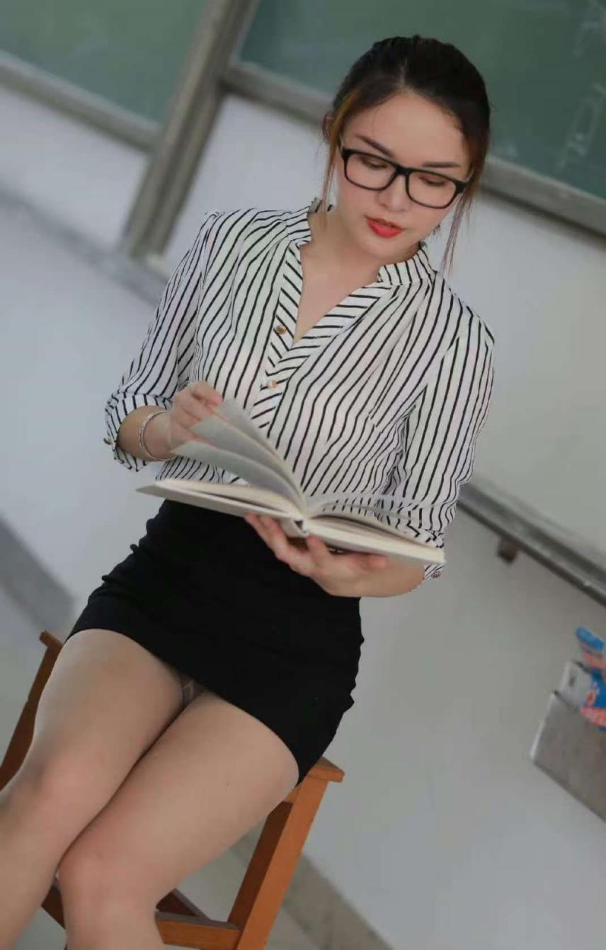 短裙老师[20P]