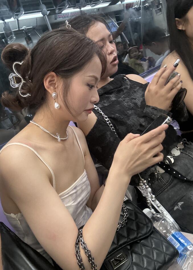 街头随手拍，主打一个真实