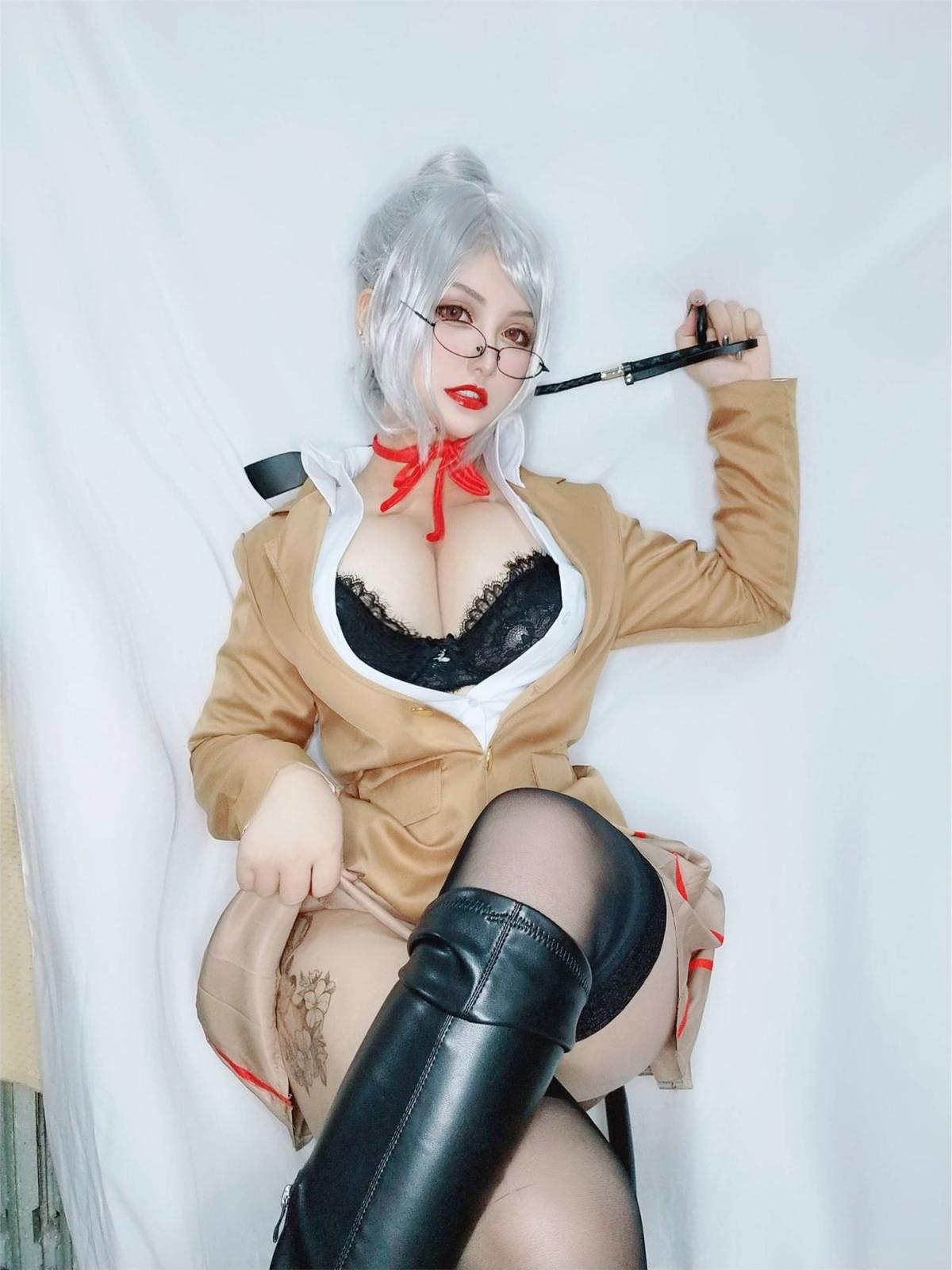 拿起你的小皮鞭 [22P]