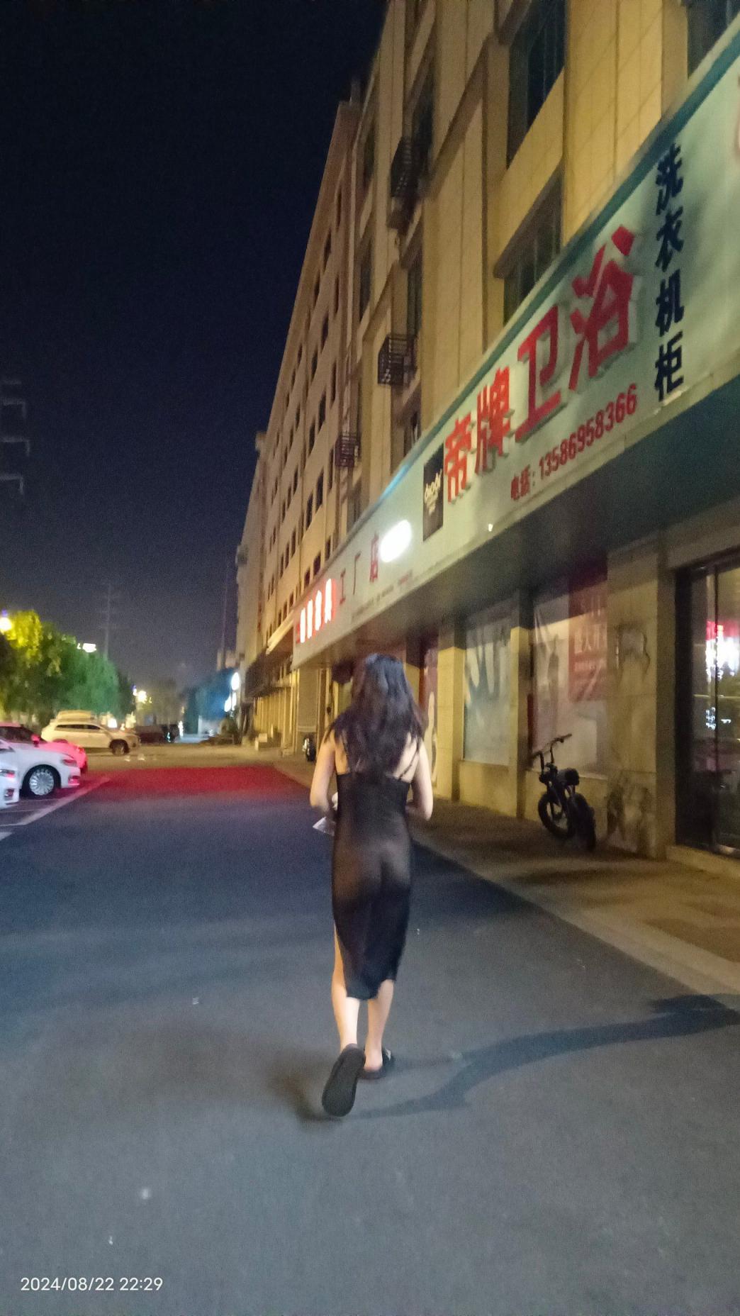 爱露出的女人[26P]