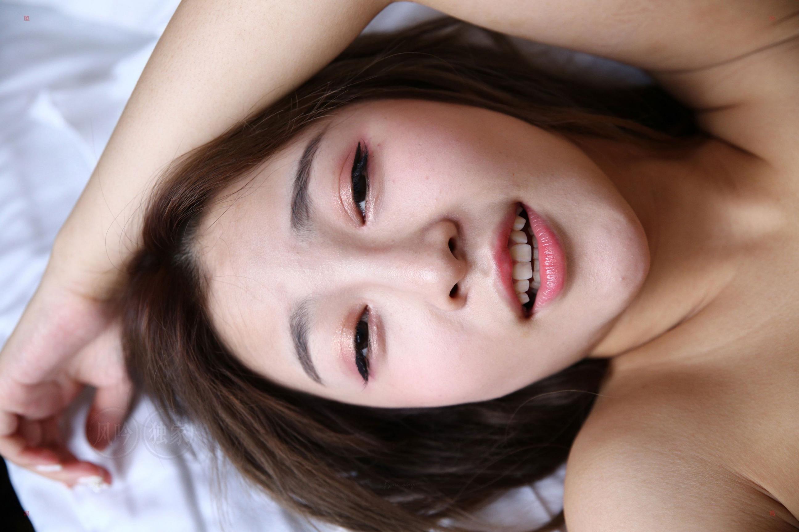 颜值不错的妹子鲍鱼看上去很粉嫩