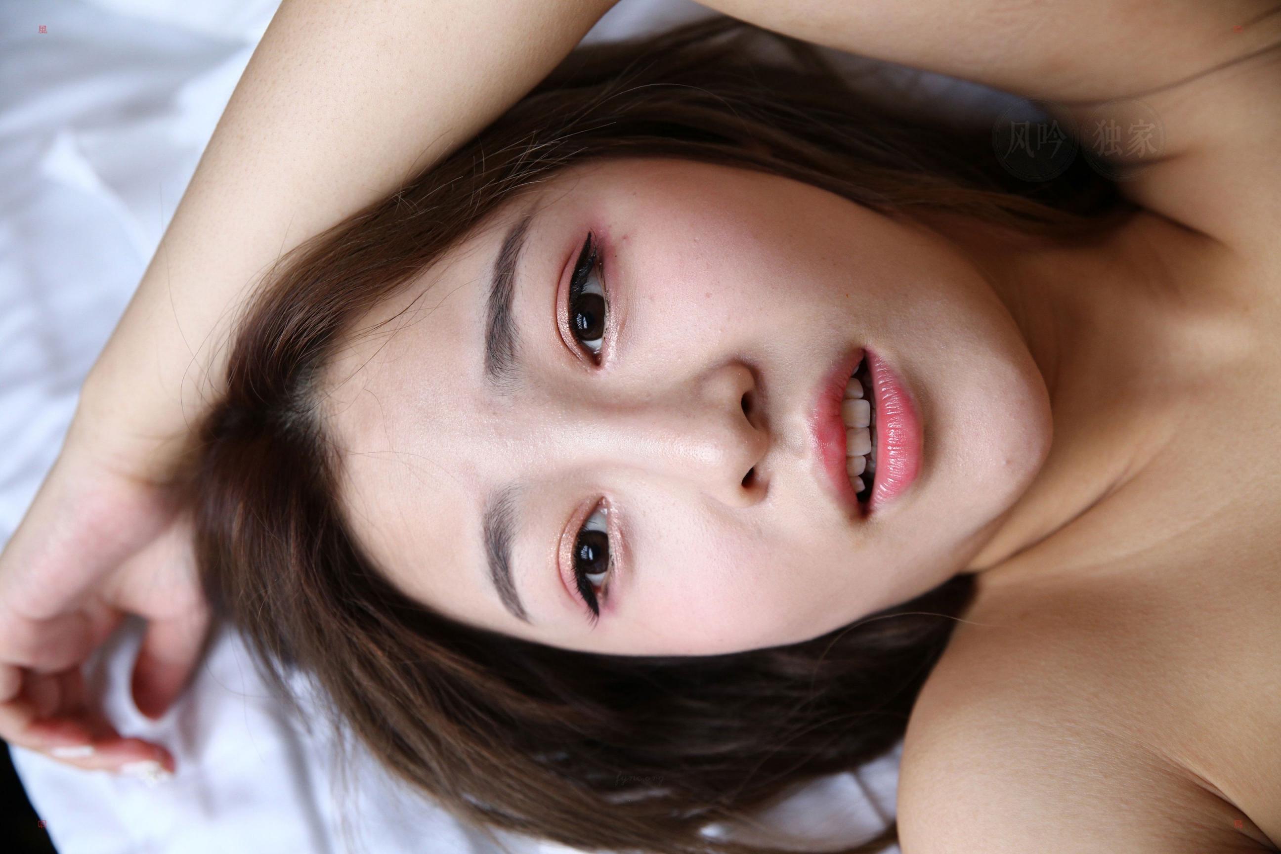 颜值不错的妹子鲍鱼看上去很粉嫩