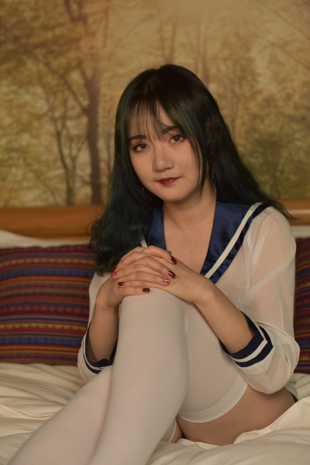 白袜骚女真的是太诱人了