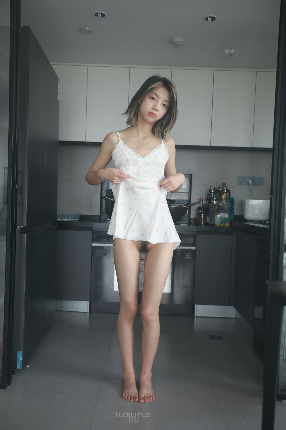 极品排骨嫩妹子