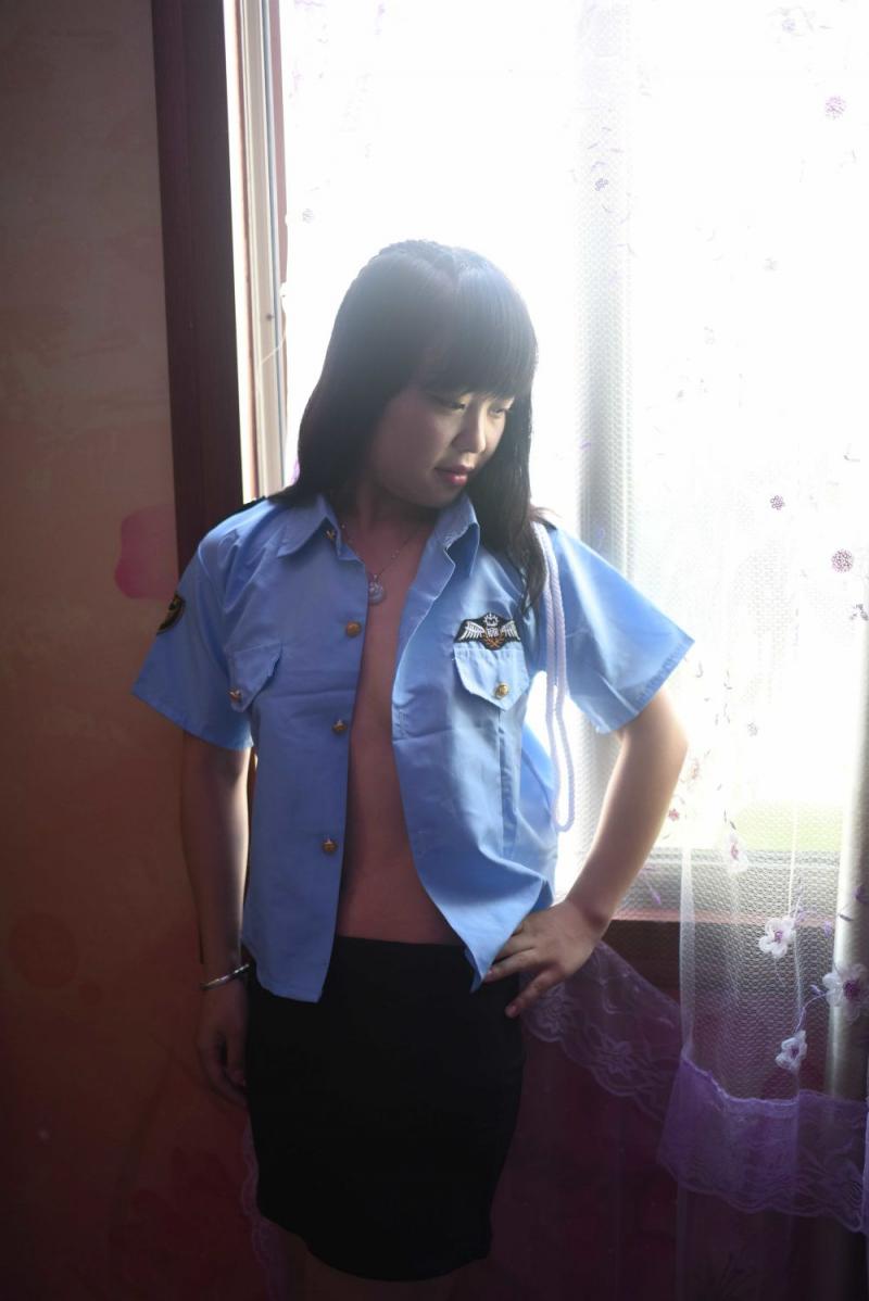 这小妞是真的骚