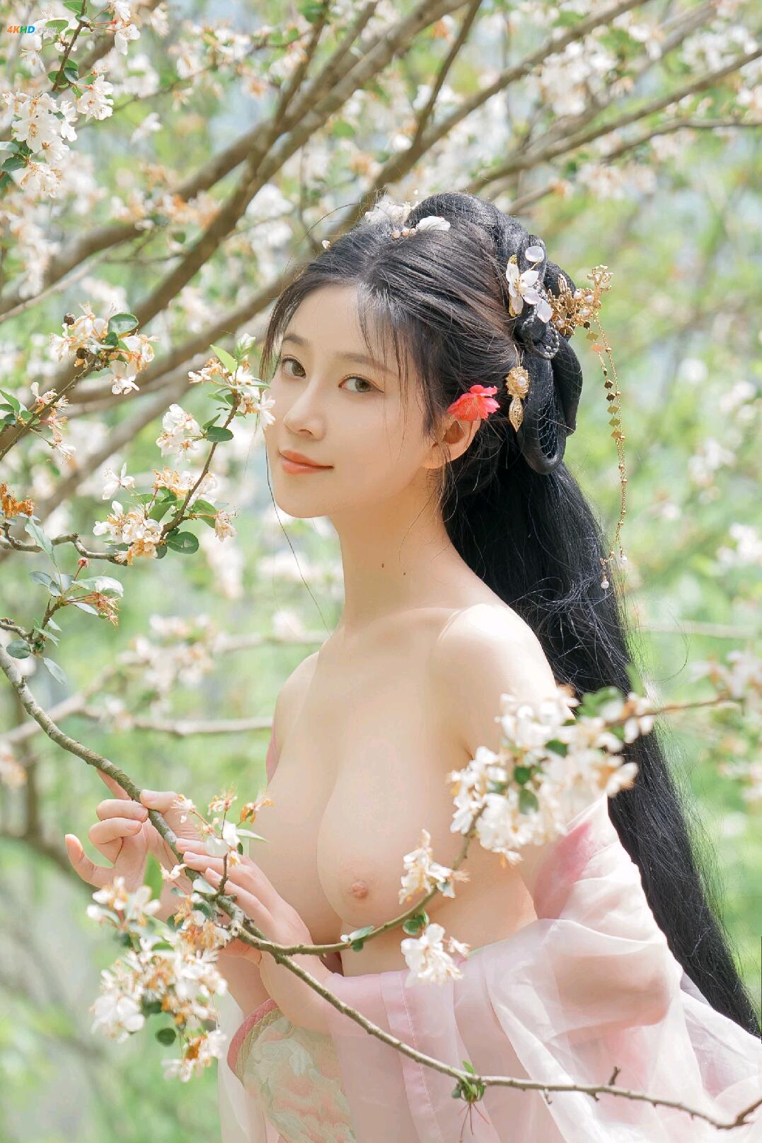 清明时节看看胸