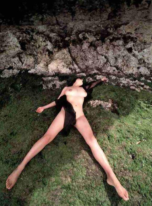 《女机器人》女主——青山知可子（第三弹）–《热带性气候》写真下半部分[100P]