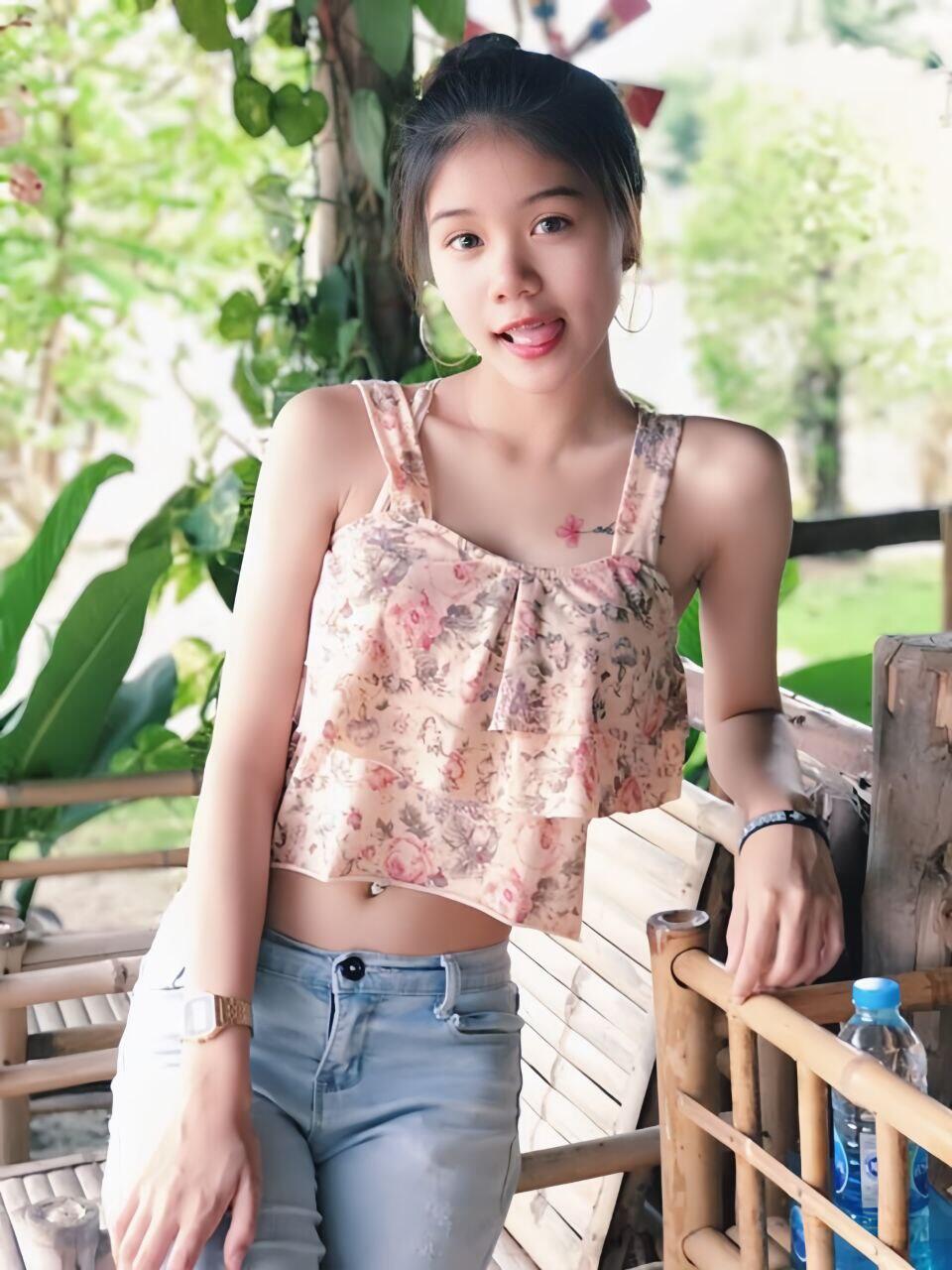 超多多的反差骚骚浪逼嫩妹子 [79P]