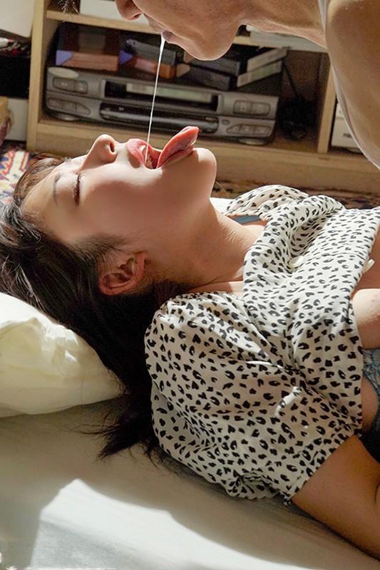 交换唾液的接吻，是不是有点重口味，你尝试过吗？