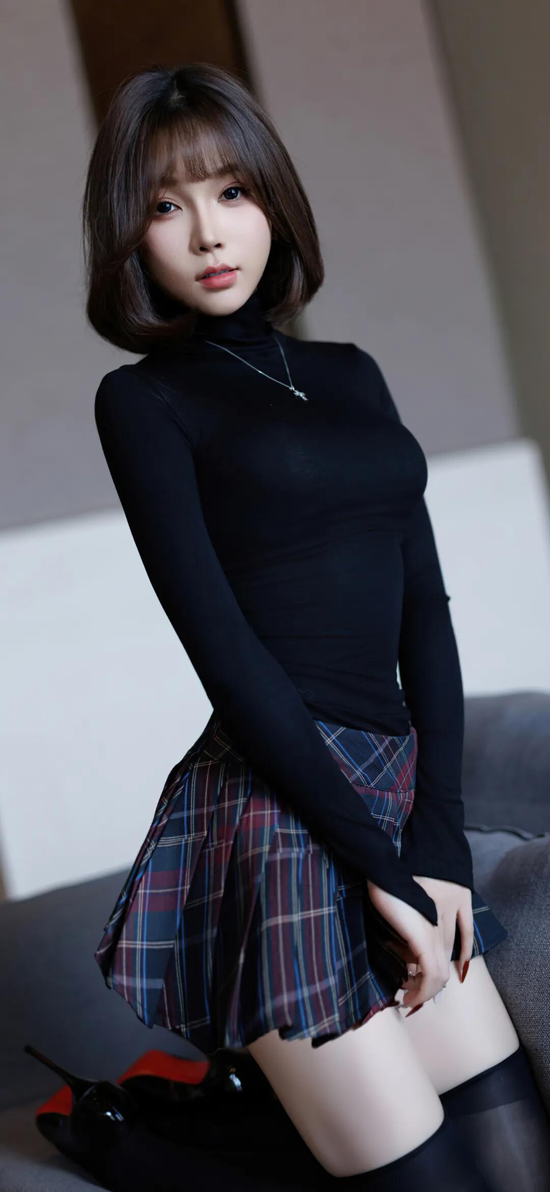 芝芝清纯动人百褶裙