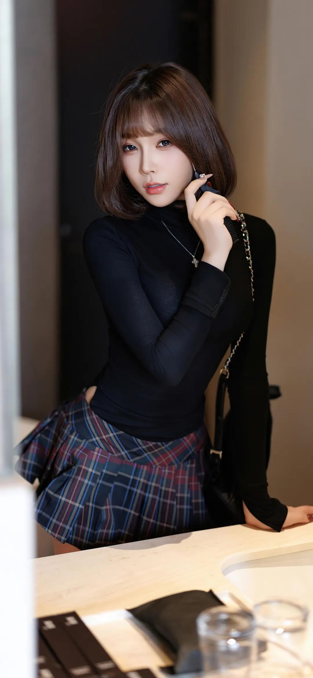 芝芝清纯动人百褶裙