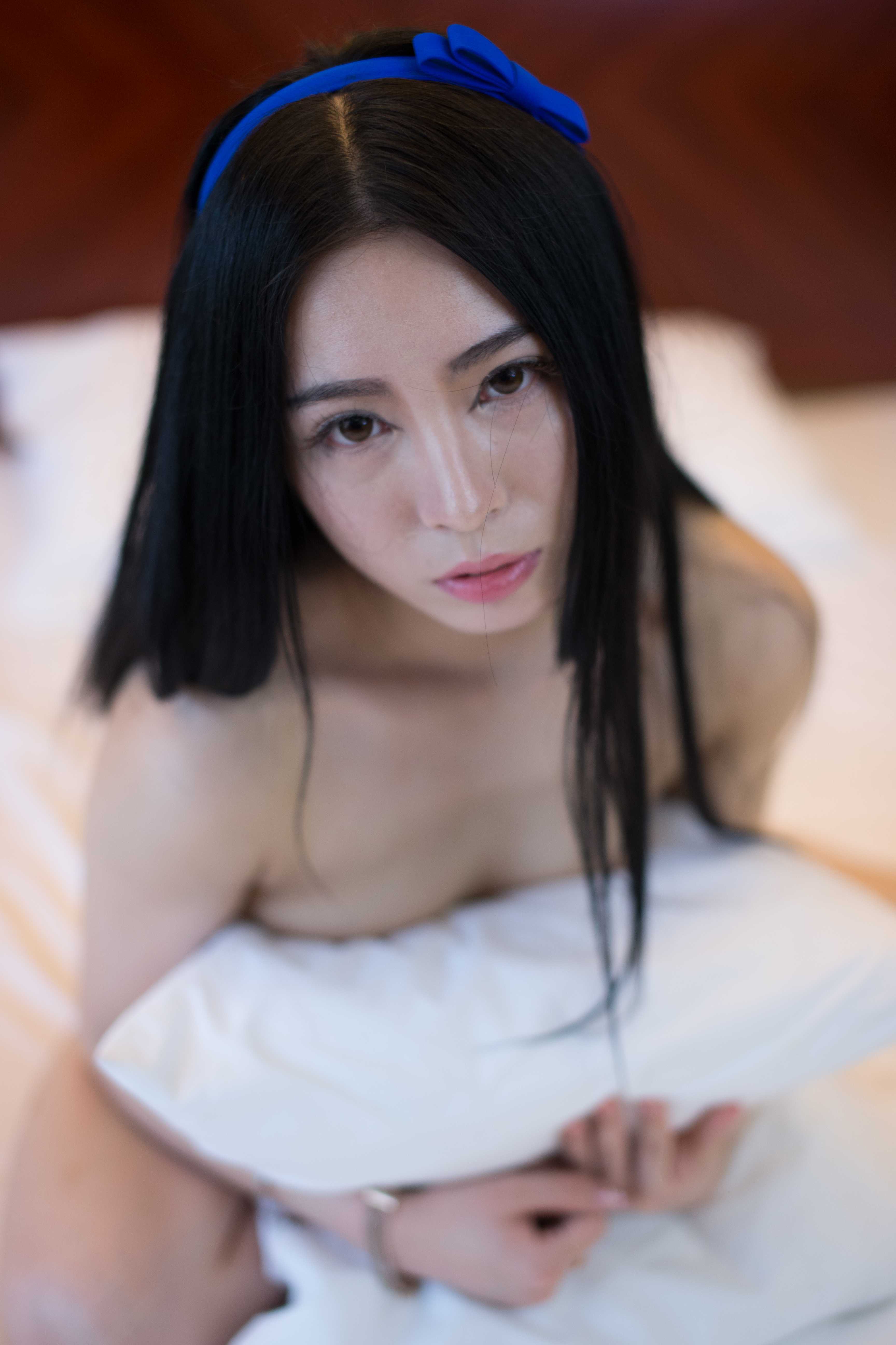 美腿白丝韵味少妇