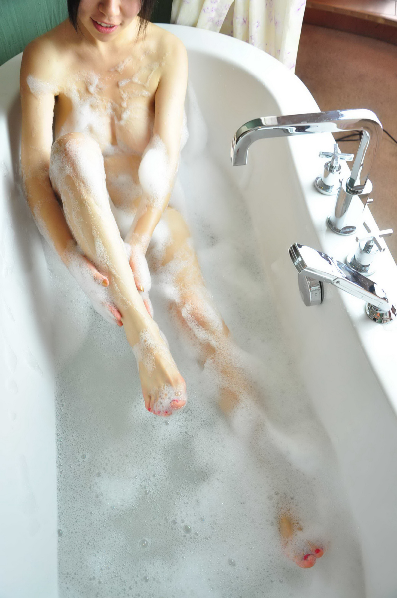 洗澡的大奶妹子[66P]