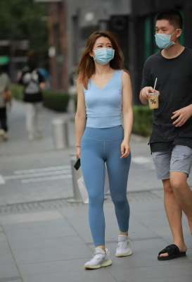 瑜伽裤下若隐若现的骆驼趾[27P]