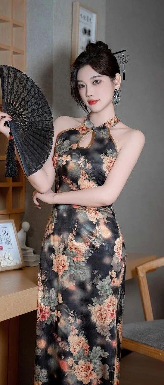 杨晨晨性感旗袍，诱惑满满[25P]