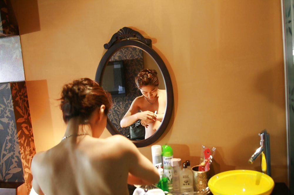 不能她不爽 少妇还要自己补充营养，失败