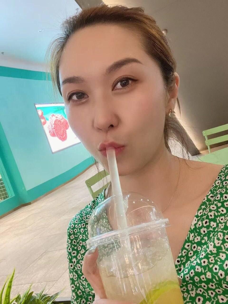 多多的反差小浪逼 [51P]