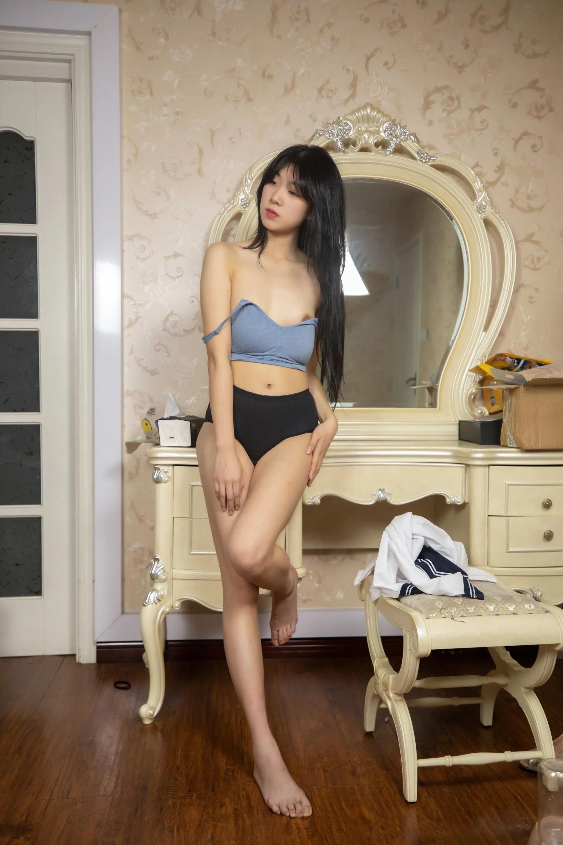 回不去的不仅是青春，还有那粉嫩的小穴[33P]