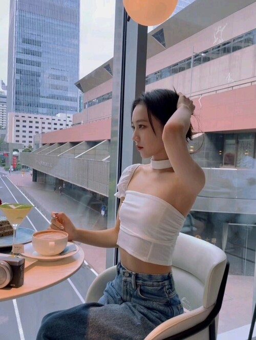 有几个吊钟大乳不错[120P]