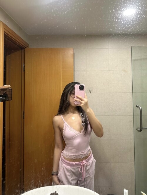 有几个吊钟大乳不错[120P]