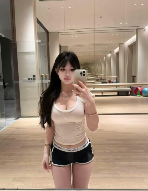 有几个吊钟大乳不错[120P]