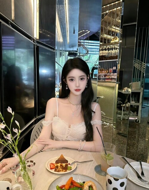 有几个吊钟大乳不错[120P]