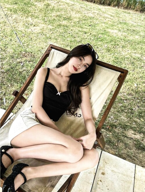 有几个吊钟大乳不错[120P]