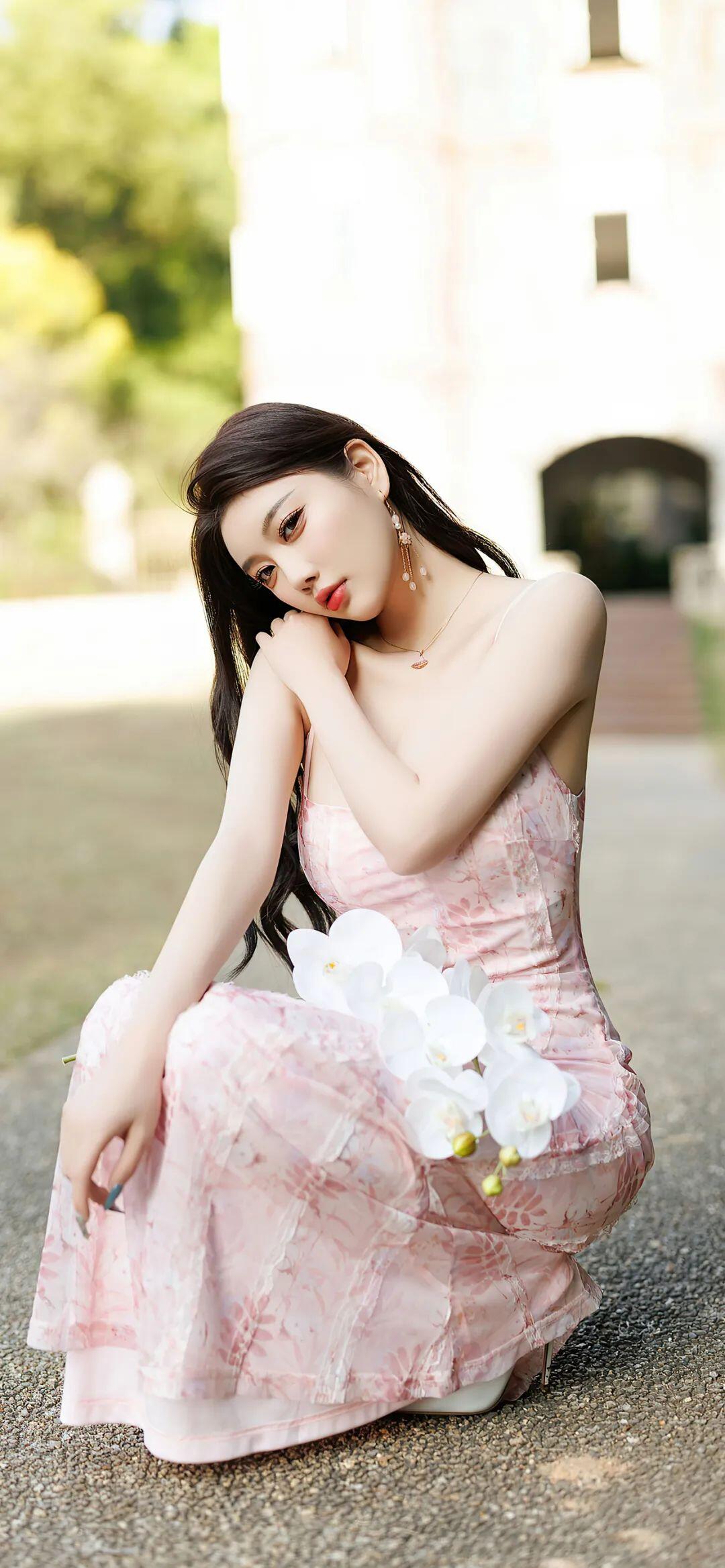 连衣裙衬托好身材[22P]