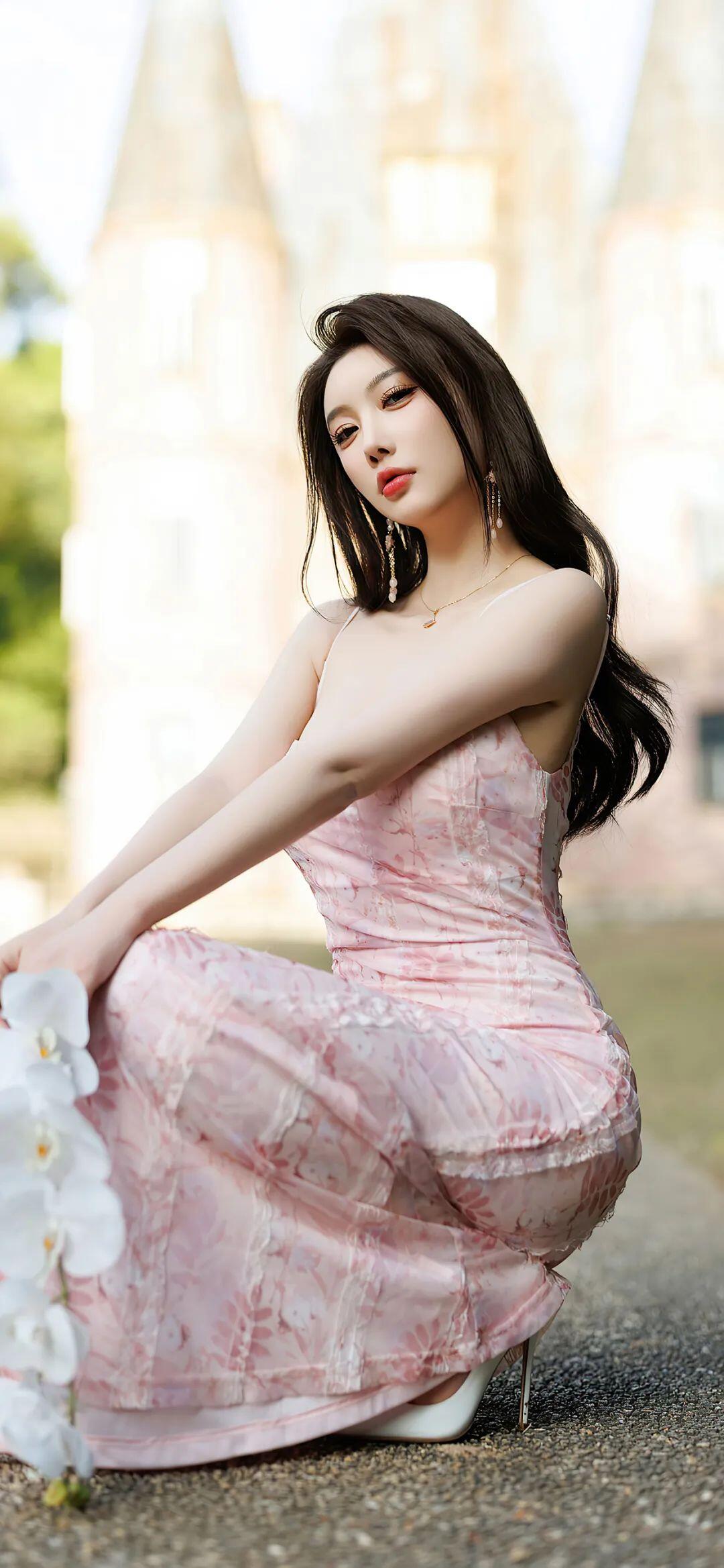 连衣裙衬托好身材[22P]