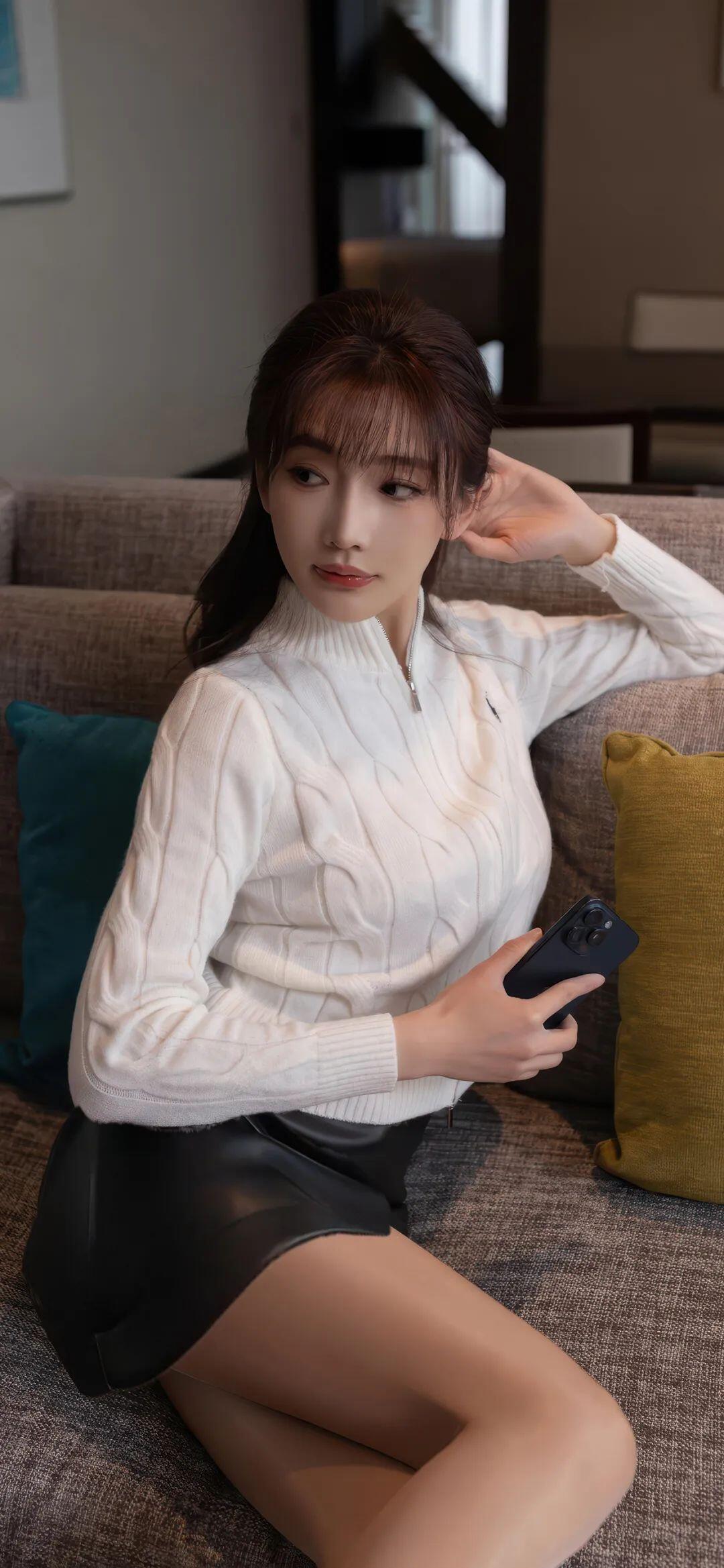 陆萱萱的小皮裙和唐安琪性感牛仔裤[22P]