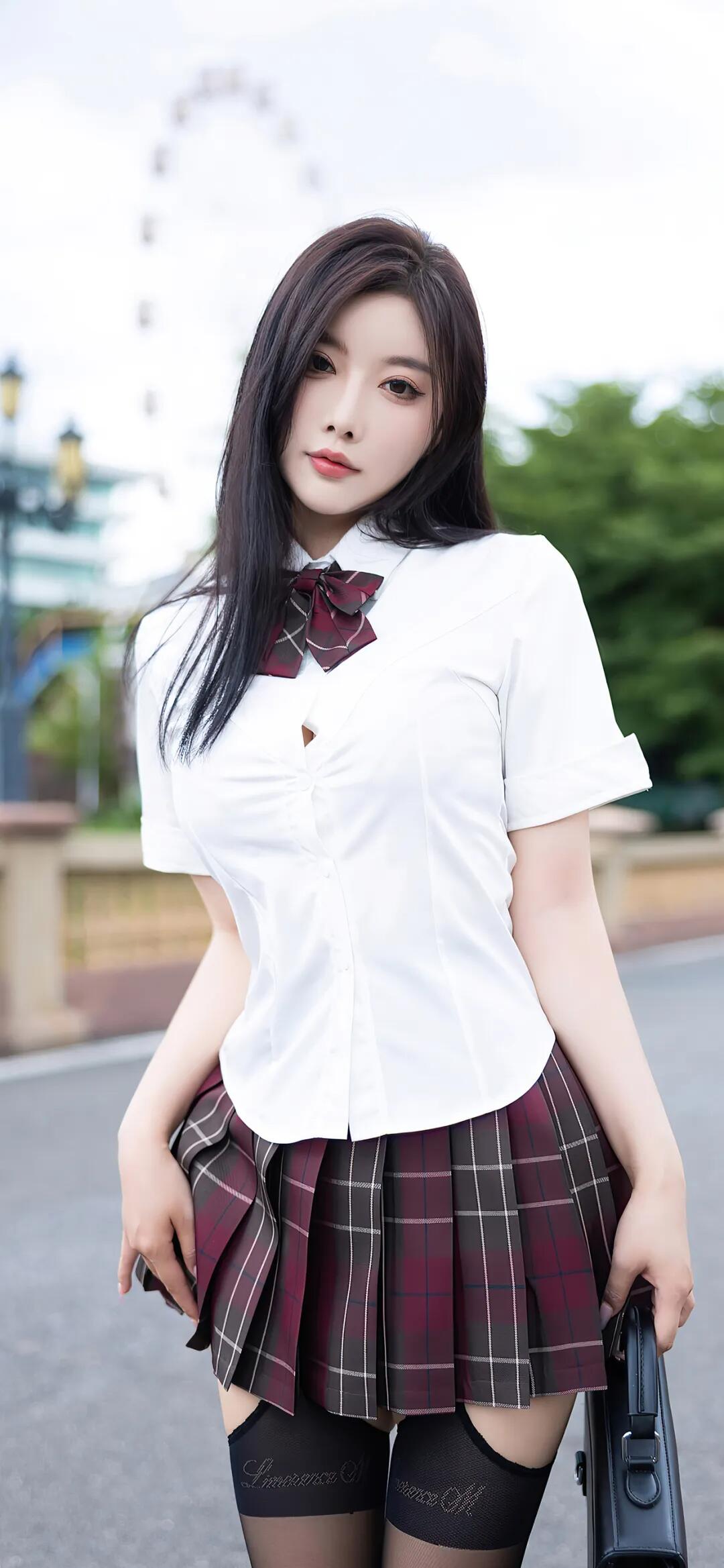 杨晨晨性感JK黑丝[22P]